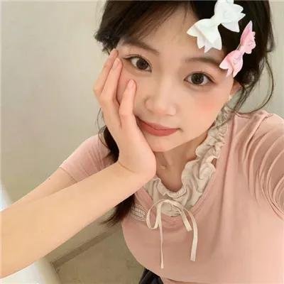 霓虹灯下的哨兵